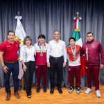 Recibe gobernador a históricos campeones tamaulipecos